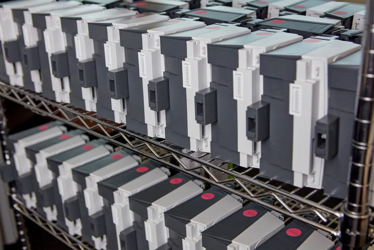 Intellihub acquires smart metering assets from Downer
